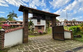 Rancho San Luis, Paramo